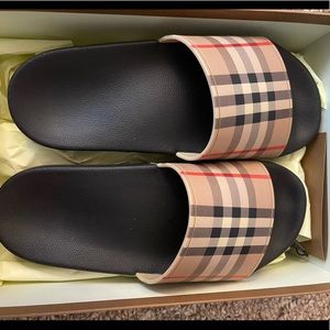 Authentic Burberry Vintage Slides, 39, Gently used